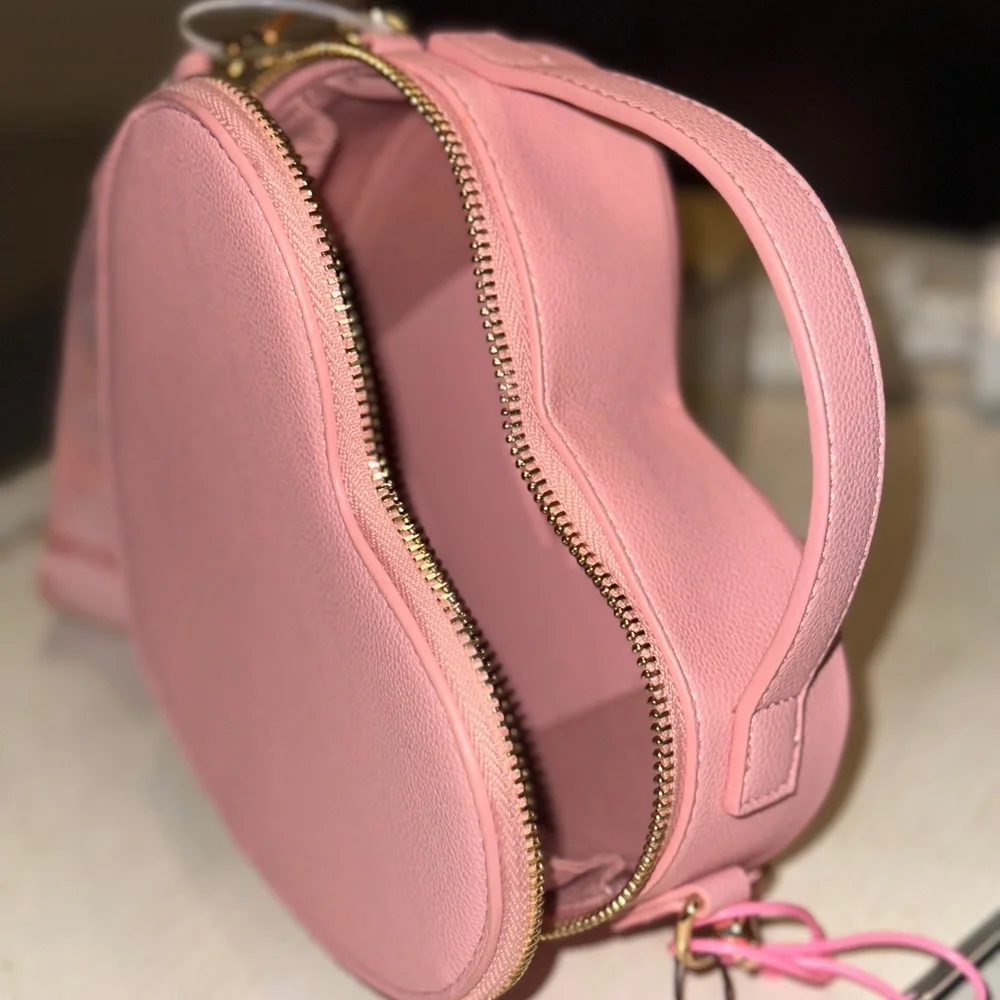 Like Dreams Pink Zipper Heartbreaker Valentines Day Heart Shaped Purse. New - Picture 6 of 7